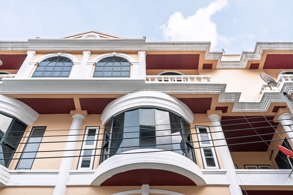 ปล่อยเช่าบ้าน ทาวน์โฮม 5 ชั้น ใจกลางทองหล่อ ซอย 25 Tropical House ทำเลเยี่ยม พร้อมดาดฟ้าส่วนตัว โทร 092-6397963